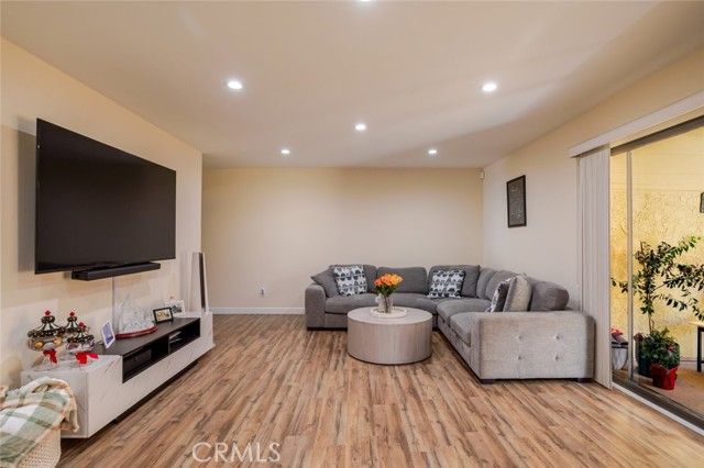 331 N Isabel Street 4, Glendale, CA 91206