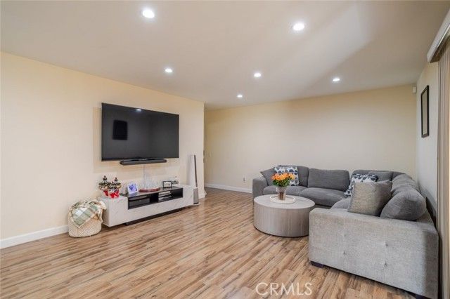 331 N Isabel Street 4, Glendale, CA 91206