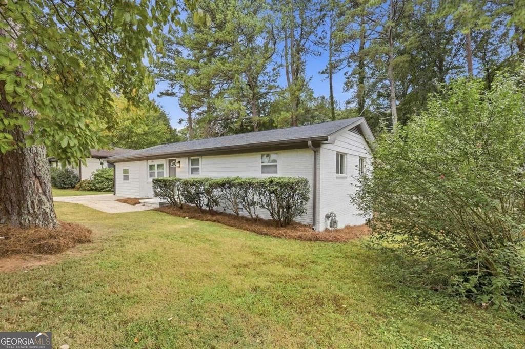 1961 Glenmar Drive, Decatur, GA 30032 — photo 4