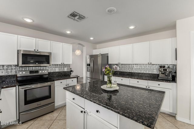 1466 E BRUCE Avenue, Gilbert, AZ 85234