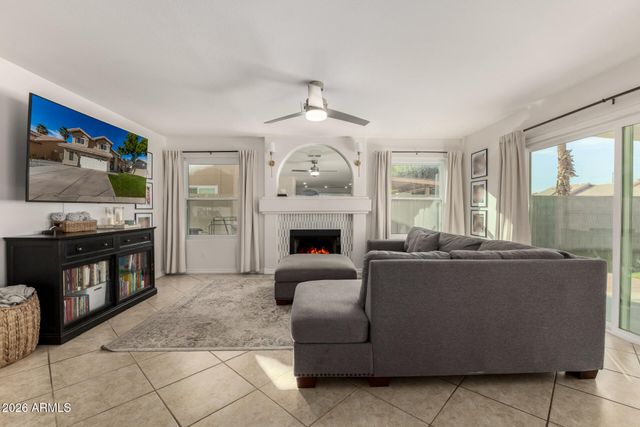 1466 E BRUCE Avenue, Gilbert, AZ 85234