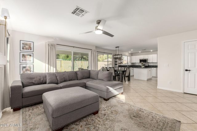 1466 E BRUCE Avenue, Gilbert, AZ 85234