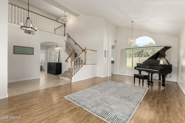 1466 E BRUCE Avenue, Gilbert, AZ 85234