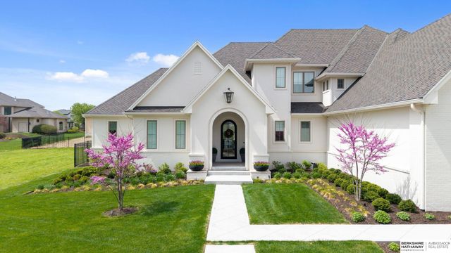 1504 S 127th Street, Omaha, NE 68144