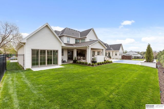 1504 S 127th Street, Omaha, NE 68144