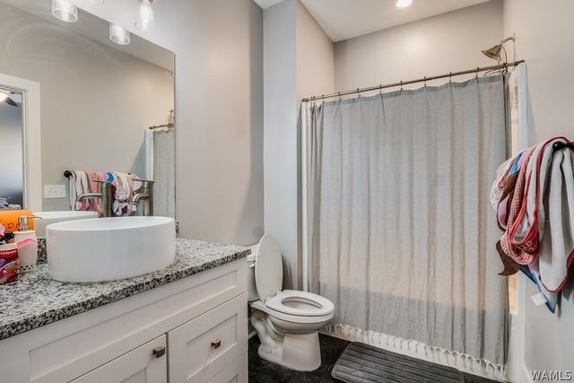 12625 Northside Rd, Northport, AL 35475