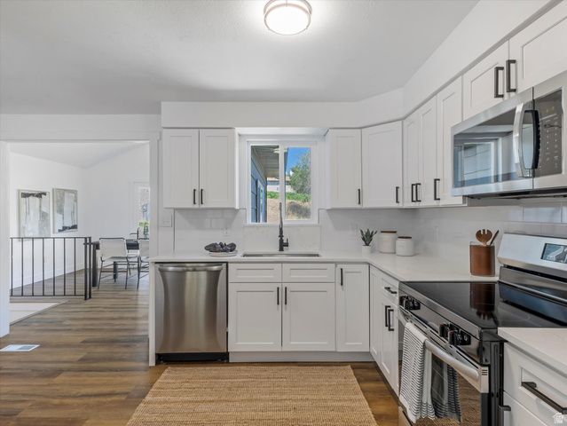 9443 S ELECTRA ST, Sandy, UT 84094