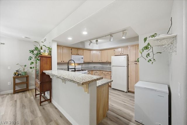 7950 West Flamingo Road 1017, Las Vegas, NV 89147