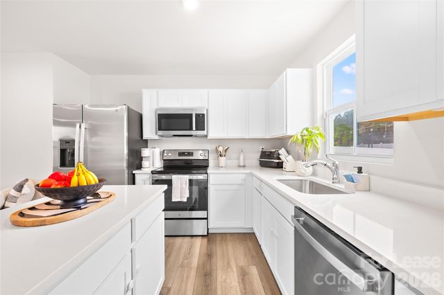 4447 Wild Ridge Drive, Charlotte, NC 28215