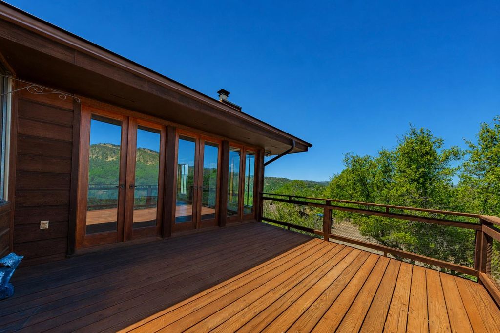 Image 12 of property listing at 32774 Road 400, Coarsegold, CA 93614