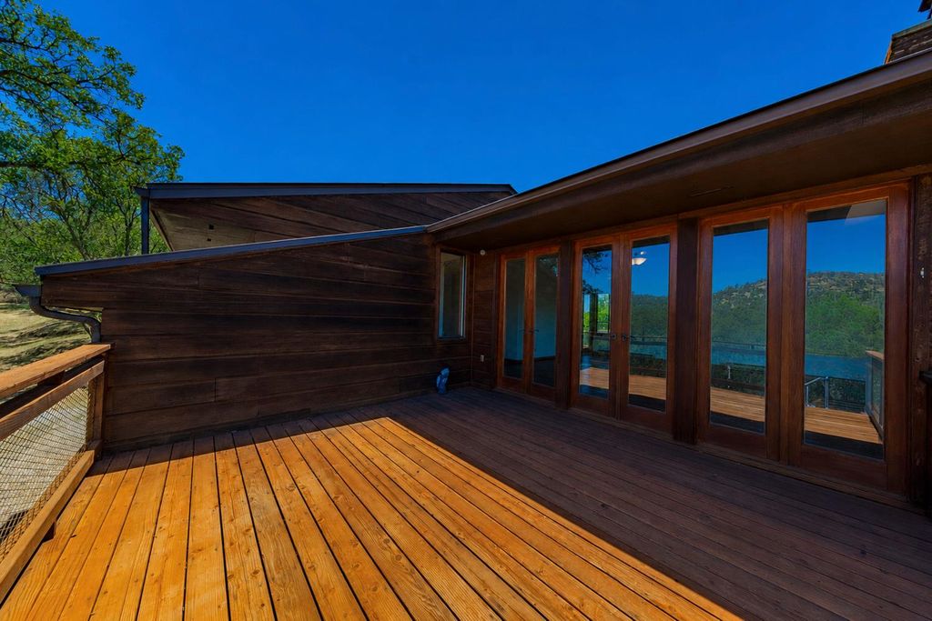 Image 13 of property listing at 32774 Road 400, Coarsegold, CA 93614