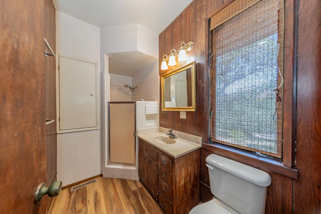 Image 26 of property listing at 32774 Road 400, Coarsegold, CA 93614