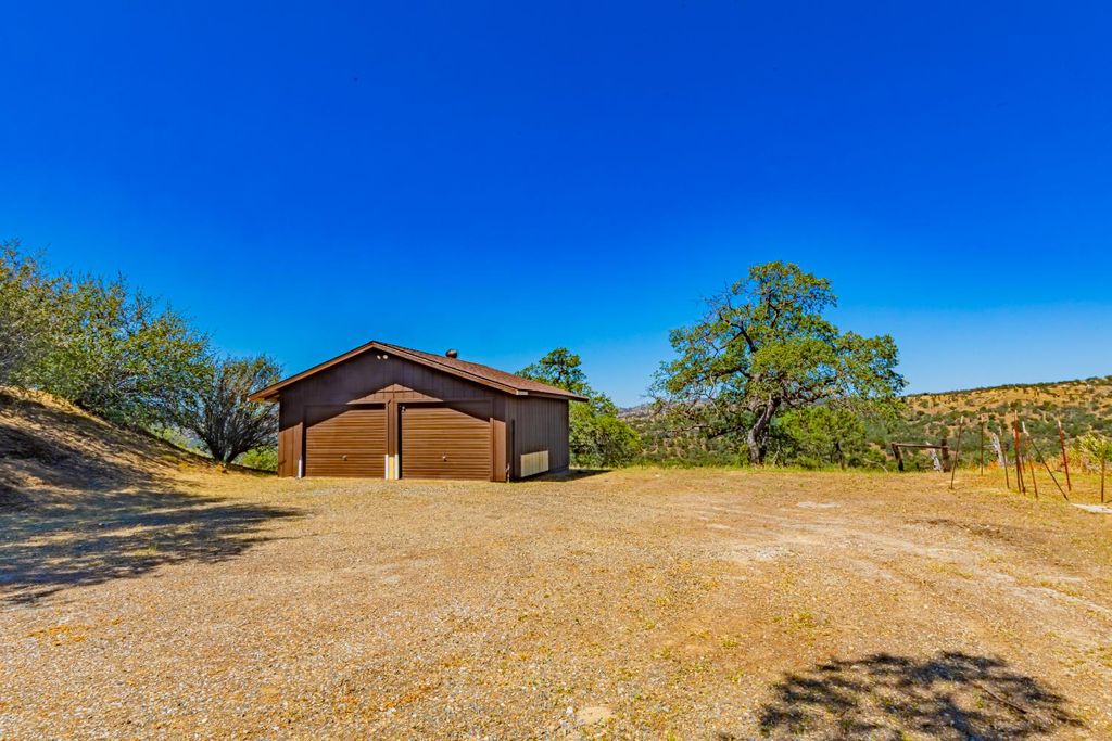 Image 50 of property listing at 32774 Road 400, Coarsegold, CA 93614