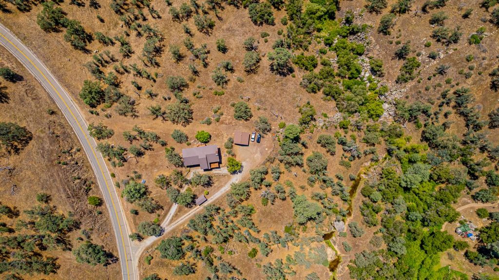 Image 61 of property listing at 32774 Road 400, Coarsegold, CA 93614