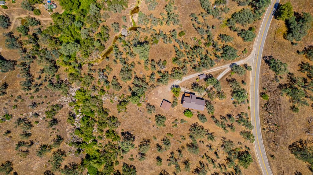 Image 62 of property listing at 32774 Road 400, Coarsegold, CA 93614
