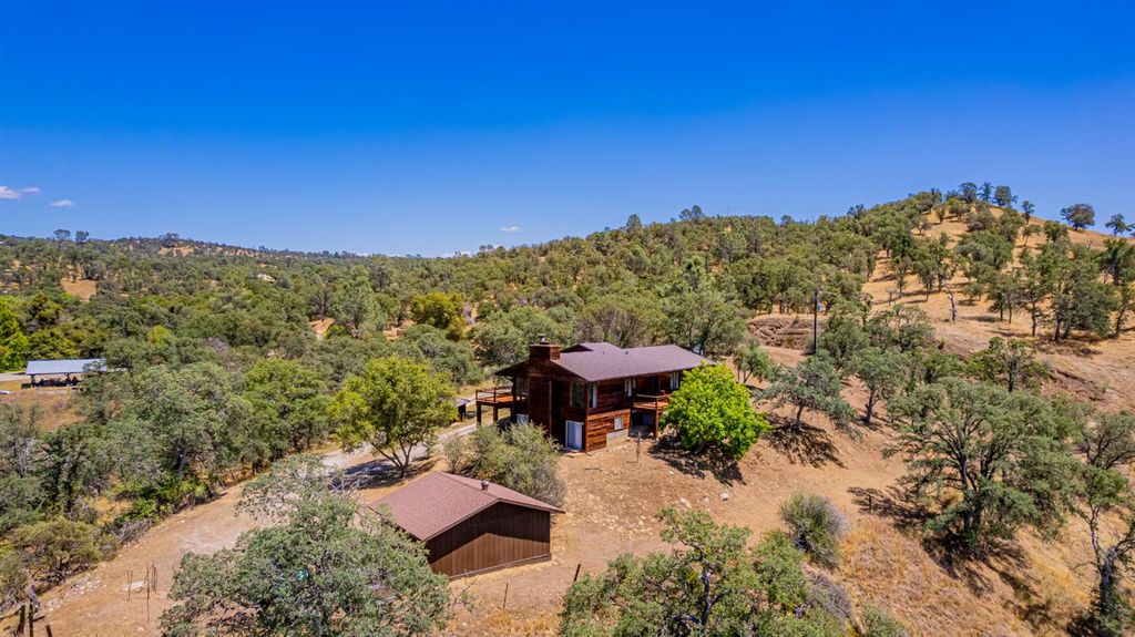 Image 64 of property listing at 32774 Road 400, Coarsegold, CA 93614