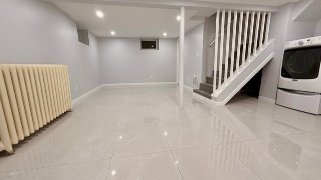 34-36 Rose Ave 36, Watertown, MA 02472