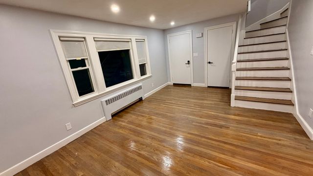 34-36 Rose Ave 36, Watertown, MA 02472