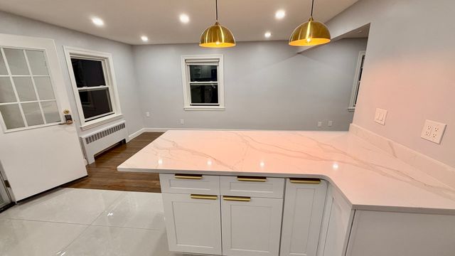 34-36 Rose Ave 36, Watertown, MA 02472