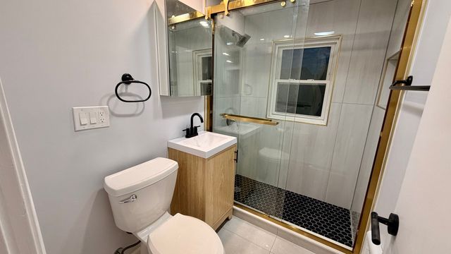34-36 Rose Ave 36, Watertown, MA 02472