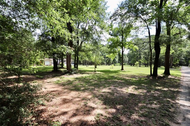 1250 Meekins Road, Cleveland, TX 77328