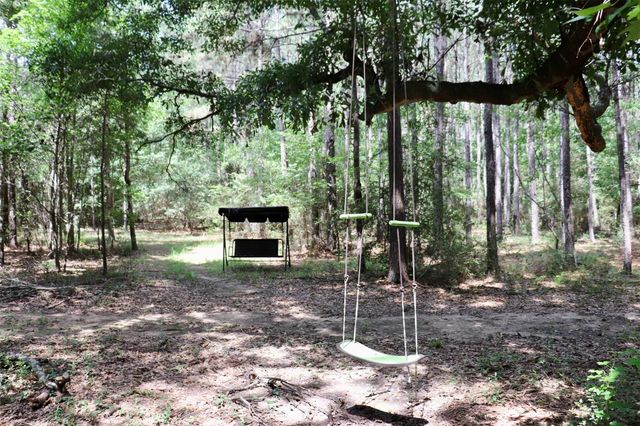 1250 Meekins Road, Cleveland, TX 77328