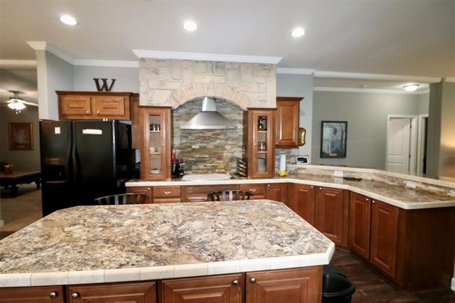 1250 Meekins Road, Cleveland, TX 77328