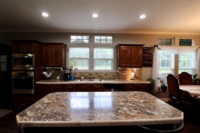 1250 Meekins Road, Cleveland, TX 77328