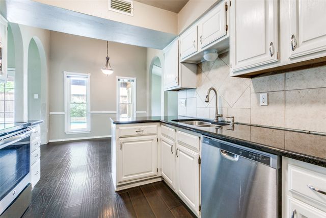 18731 Platte River Way, Dallas, TX 75287