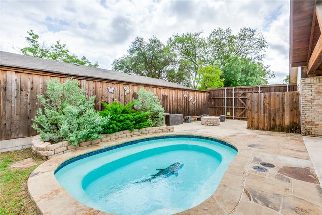 18731 Platte River Way, Dallas, TX 75287