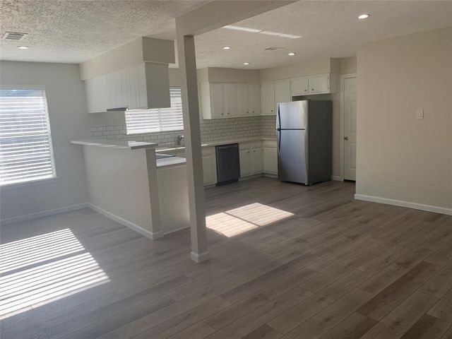 214 Maple Leaf Street, League City, TX 77573