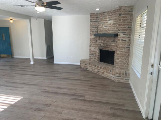 214 Maple Leaf Street, League City, TX 77573