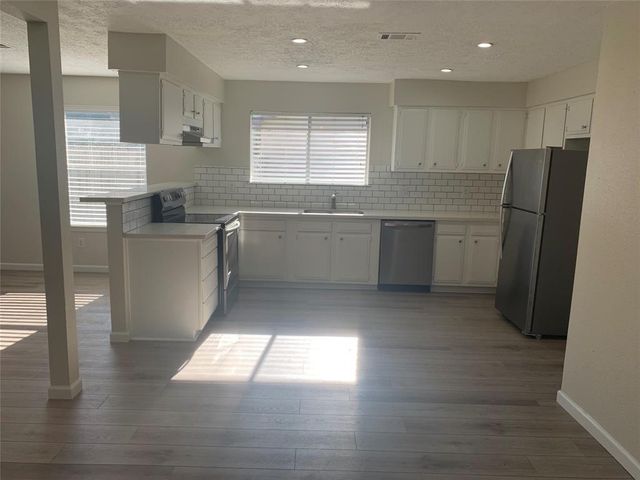 214 Maple Leaf Street, League City, TX 77573