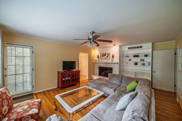 4116 Court Avenue, Paducah, KY 42001