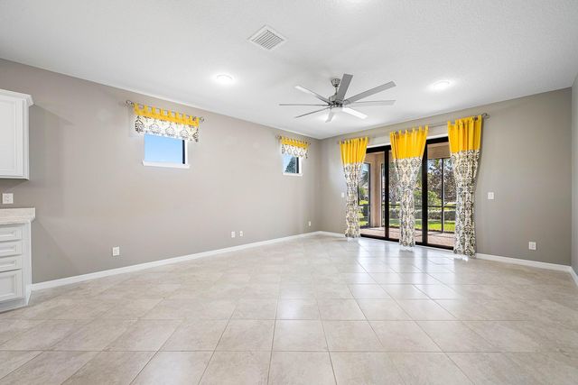 194 SE Courances Drive, Port St. Lucie, Port St Lucie, FL 34984