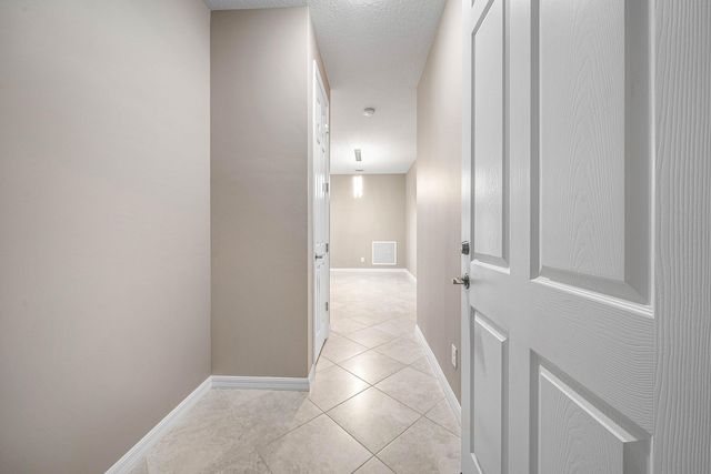 194 SE Courances Drive, Port St. Lucie, Port St Lucie, FL 34984