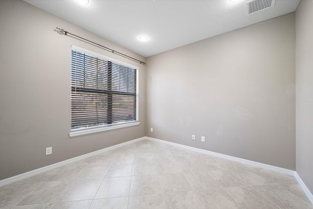 194 SE Courances Drive, Port St. Lucie, Port St Lucie, FL 34984