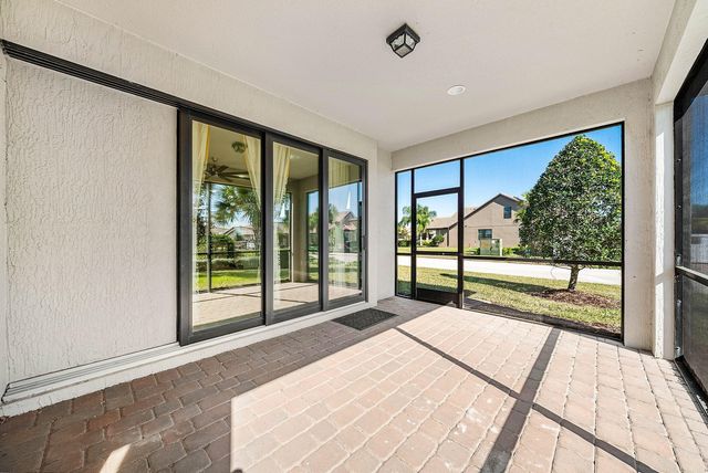 194 SE Courances Drive, Port St. Lucie, Port St Lucie, FL 34984