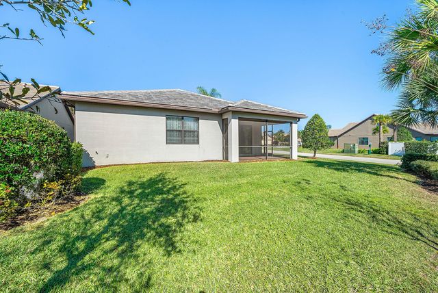 194 SE Courances Drive, Port St. Lucie, Port St Lucie, FL 34984