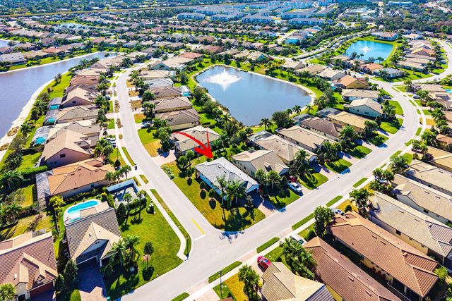 194 SE Courances Drive, Port St. Lucie, Port St Lucie, FL 34984