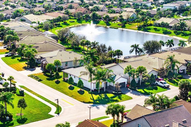 194 SE Courances Drive, Port St. Lucie, Port St Lucie, FL 34984