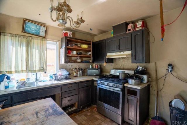 129 Diza Rd, San Ysidro, CA 92173