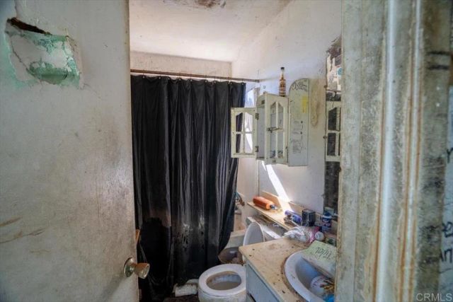 129 Diza Rd, San Ysidro, CA 92173