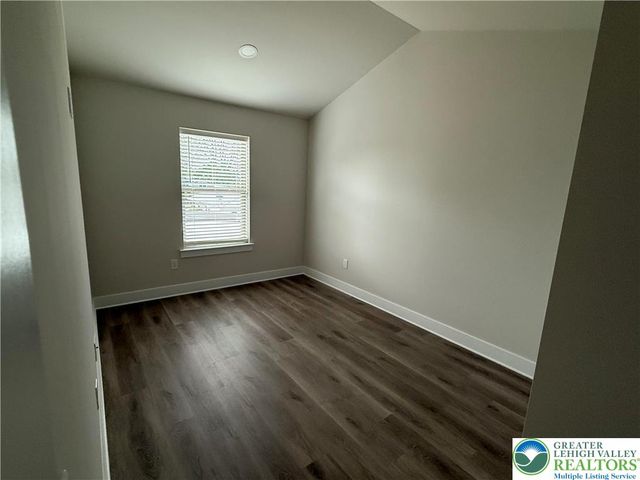 960 Hilton Street, Bethlehem City, PA 18017