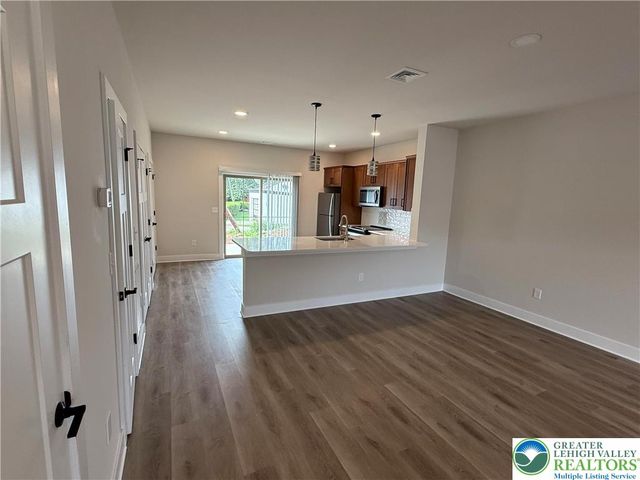 960 Hilton Street, Bethlehem City, PA 18017