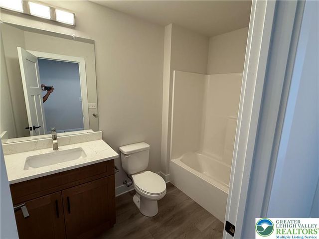 960 Hilton Street, Bethlehem City, PA 18017