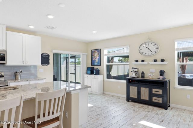1055 Kylar Drive NW, Palm Bay, FL 32907
