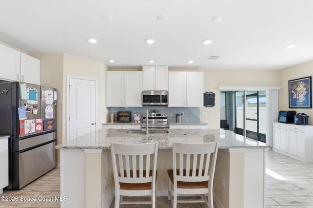 1055 Kylar Drive NW, Palm Bay, FL 32907