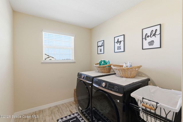 1055 Kylar Drive NW, Palm Bay, FL 32907