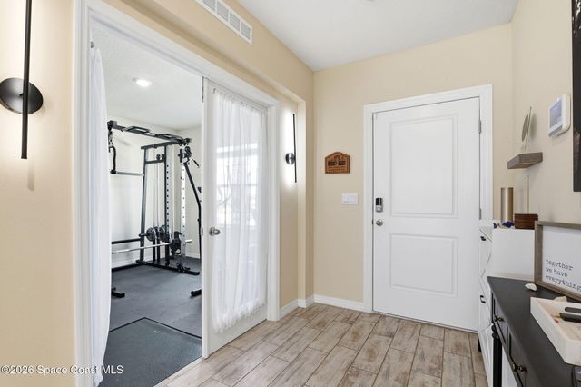 1055 Kylar Drive NW, Palm Bay, FL 32907